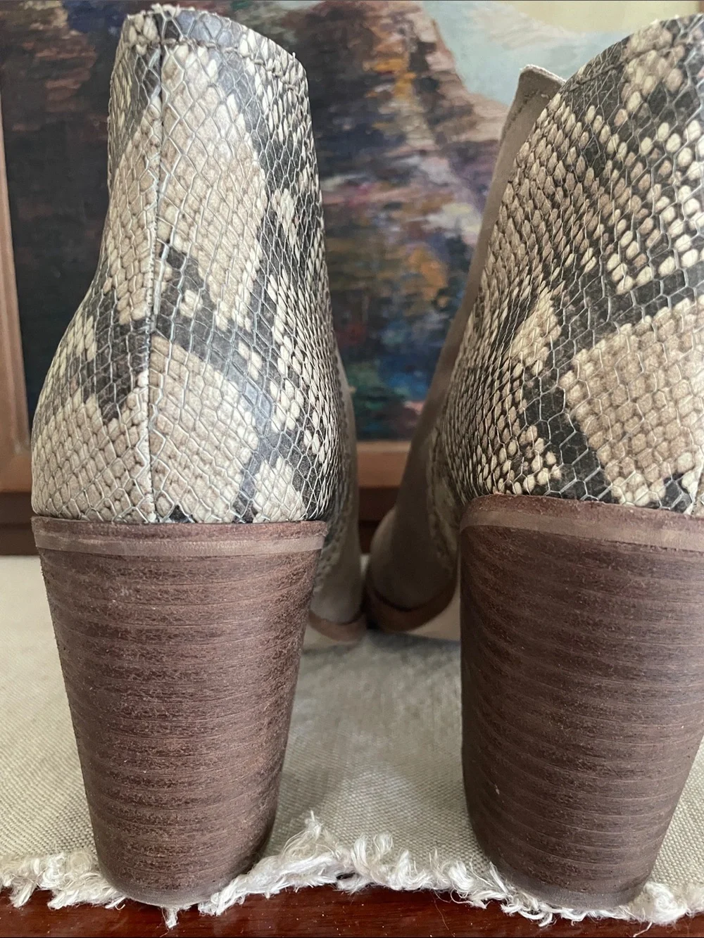 Dolce Vita Taupe Suede Ankle Boots with Snake-Print Accent size 9